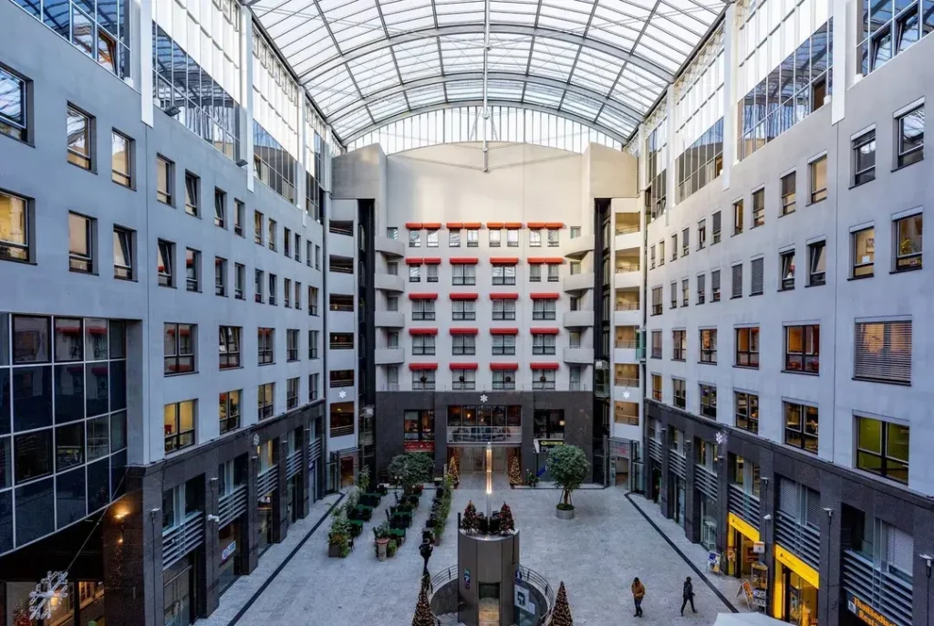 IU International University of Applied Sciences_STUDY IN GERMANY_RICH GLOBAL EDU
